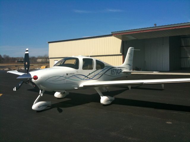 Cirrus SR-22 (N579CP)