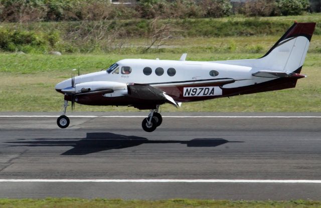 Beechcraft King Air 90 (N97DA)