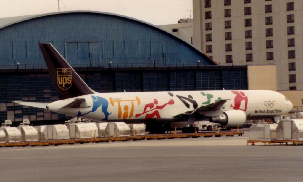 BOEING 767-300 (N320UP) - Worldwide Olympic Partner color scheme from May 1998