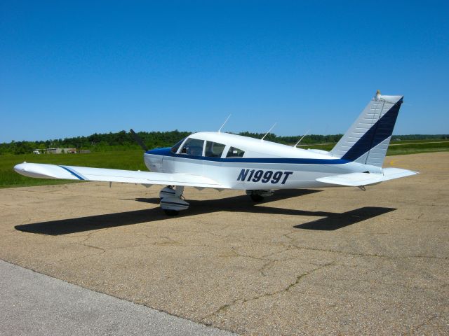 Piper Cherokee (N1999T) - This plane was auctioned by the IRS