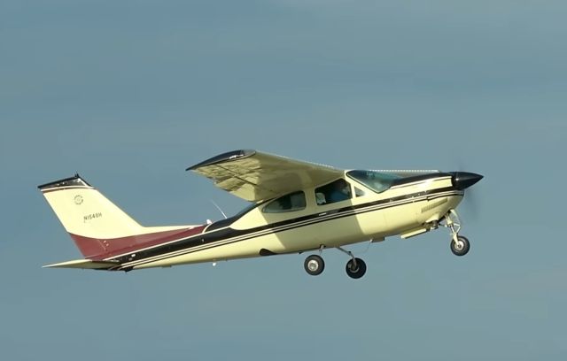 Cessna 177RG Cardinal RG (N1548H)