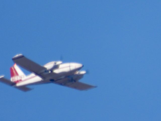 Piper Aztec (N63763)