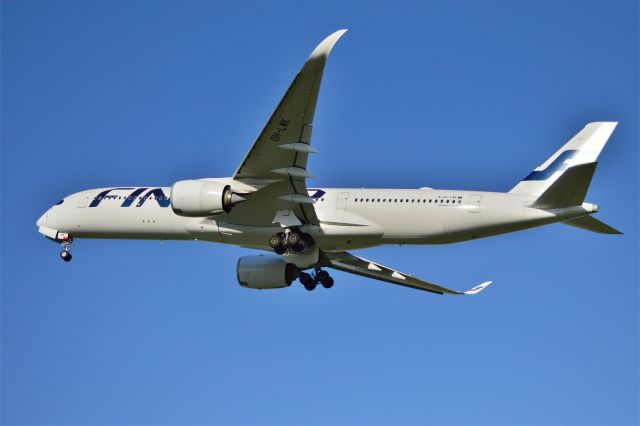 Airbus A350-900 (OH-LWK) - Finnair Airbus A350-941 departing on Polderbaan, AMS 18.07 hrs (GMT) 09May25