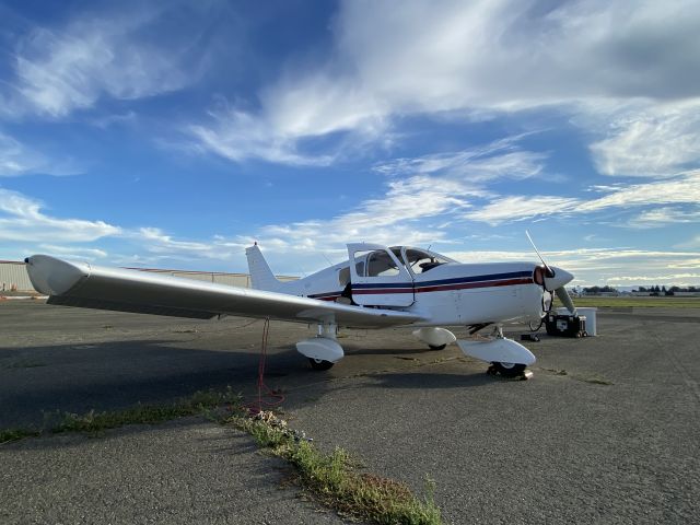 Piper Cherokee (N1868H)