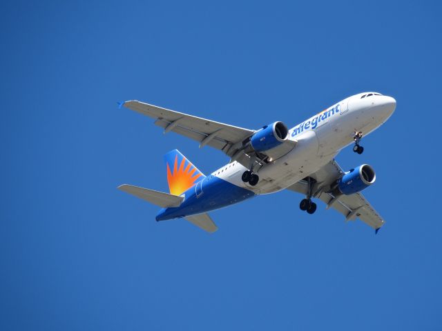 Airbus A319 —