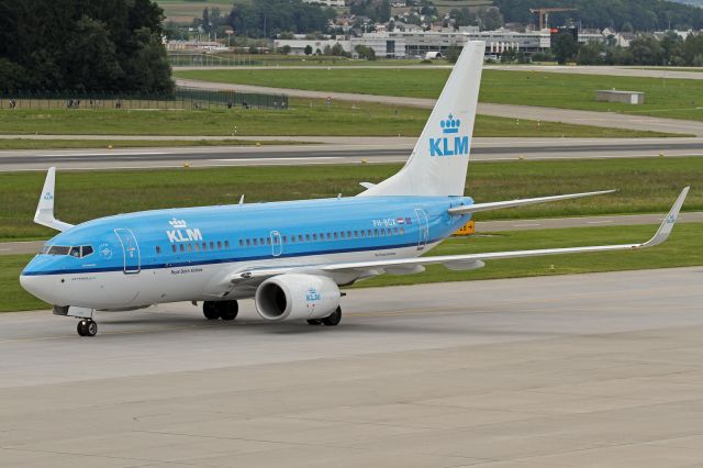 Boeing 737-700 (PH-BGX)