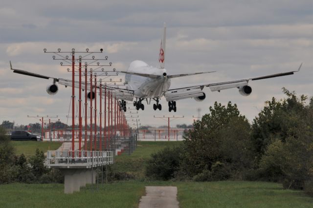 Boeing 747-400 (LX-GCL)