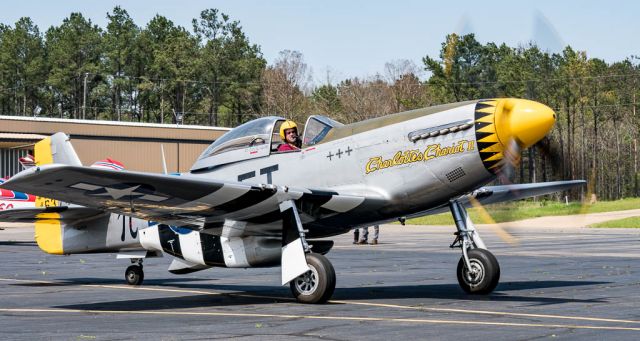 North American P-51 Mustang (N251CS)