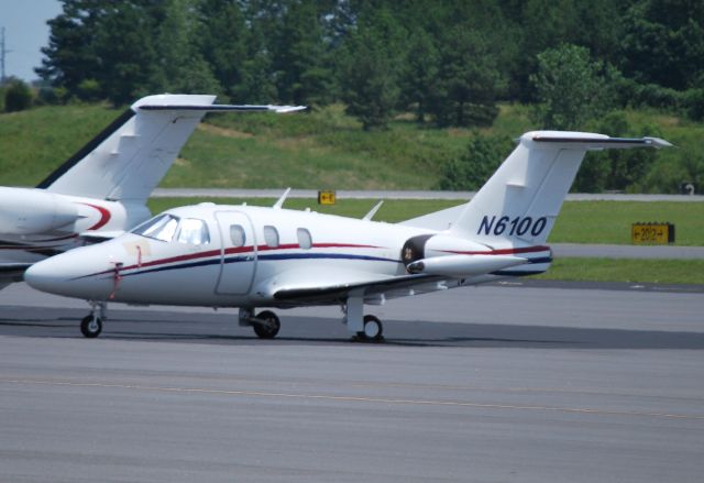 Eclipse 500 (N6100) - FORCOUNTRY LLC at KJQF - 7/16/14