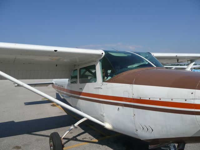 Cessna Skylane (N3187Y) - 1962 Cessna 182E Skylane