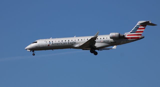 Canadair Regional Jet CRJ-700 (N517AE) - On final is this 2003 American Eagle Canadair Regional Jet CRJ-701ER in the Winter of 2020.