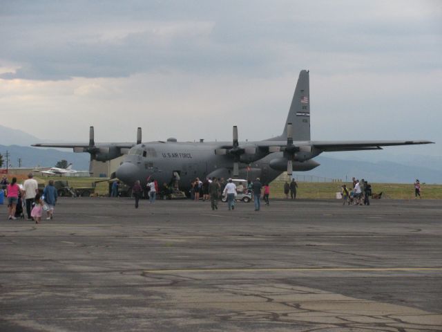 Lockheed C-130 Hercules — - Rocky Mountain Airshow 2011