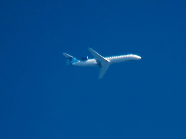 Canadair Regional Jet CRJ-700 (N541GJ)