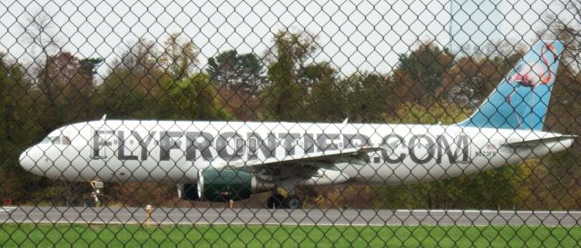 Airbus A320 (N223FR)