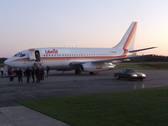 Boeing 737-200 (C-GAIG) - Canadian federal election in 2008 Liberal plane