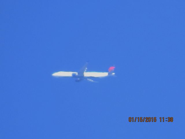 Airbus A330-300 (N808NW) - Delta Airlines flight 837 from ATL to HNL over Southeastern Kansas at 28,000 feet.