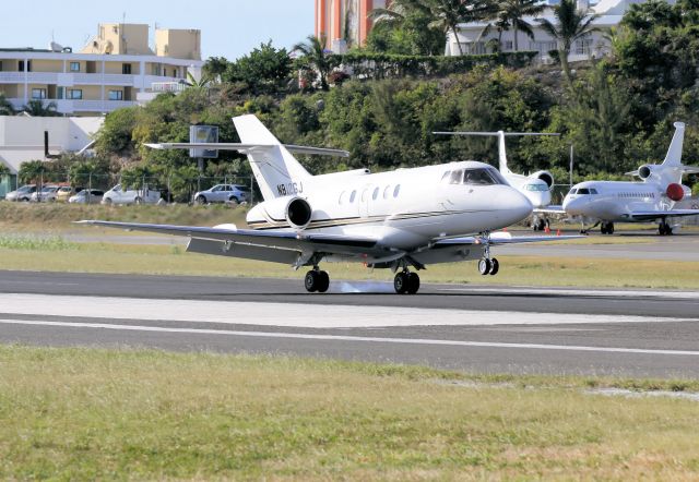 Hawker 800 (N812GJ)