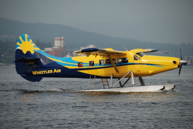 De Havilland Canada DHC-3 Otter (C-GEND) - Arriving in Vancouver Harbour from Whisler, ready to dock.  Aug 6/09.