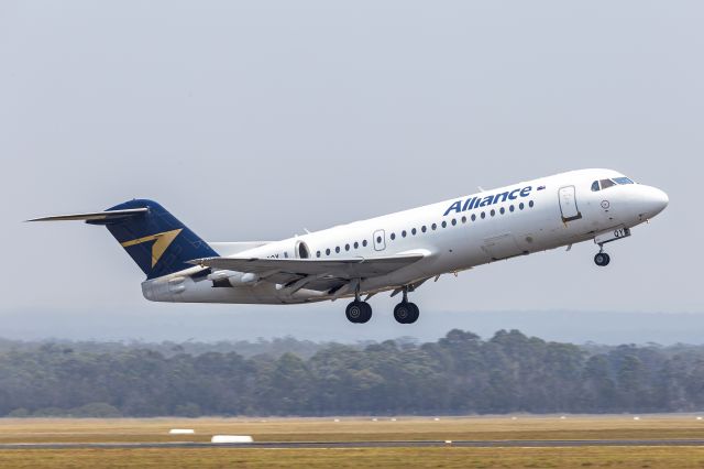 Fokker 70 (VH-QQY) - Alliance Airlines (VH-QQY) Fokker 70 departs HMAS Albatross on a NSW RFS charter flight