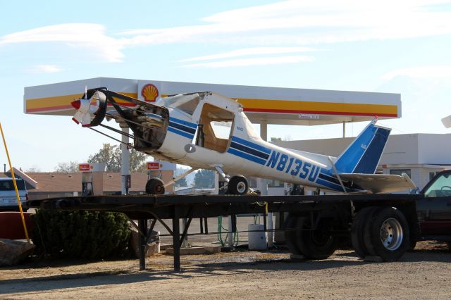 Cessna Commuter (N8135U) - Montague,CA at I-5.