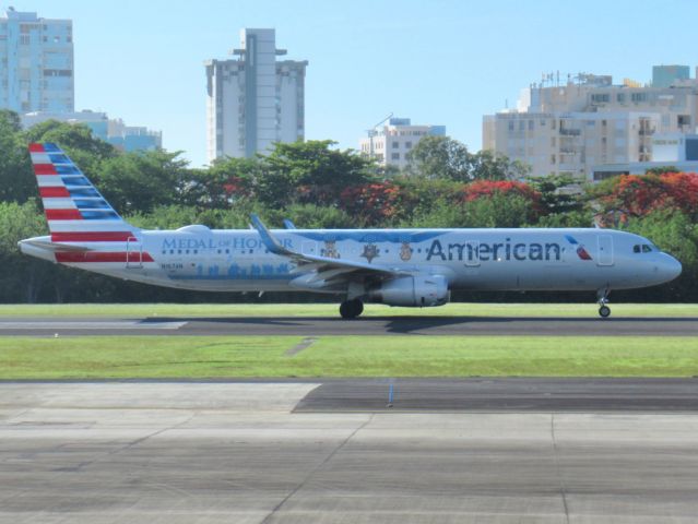 Airbus A321 (N167AN)