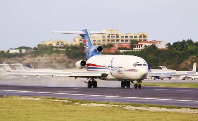 Boeing 720 (N495AJ)