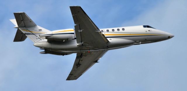 Hawker 800 (N707HD)