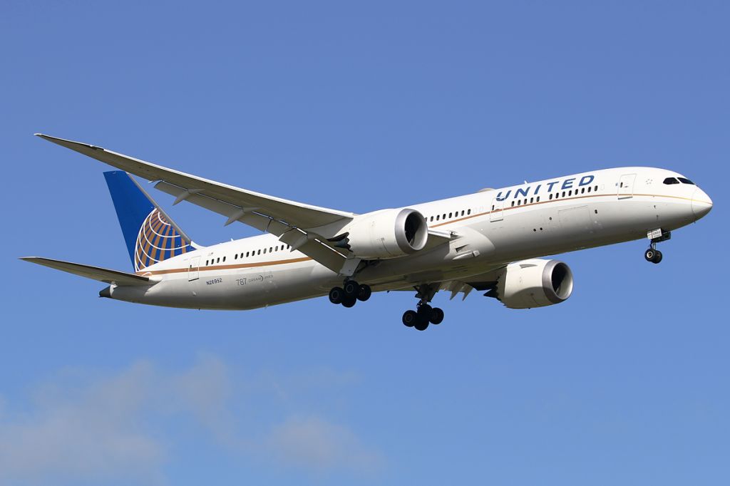 Boeing 787-9 Dreamliner (N26952)