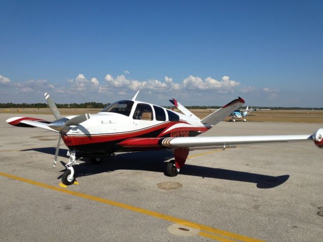 Beechcraft 35 Bonanza (N1273S)