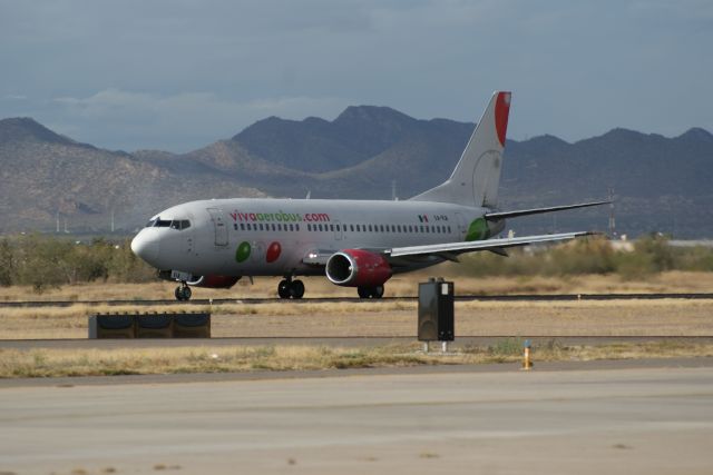 Boeing 737-700 (XA-VIA) - TAKE OFF ON RUNWAY 23