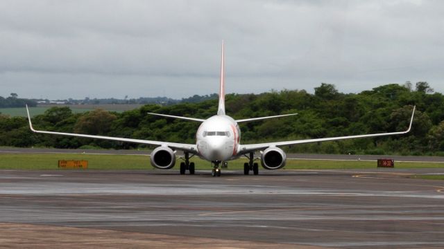 Boeing 737-700 (PR-GEJ)