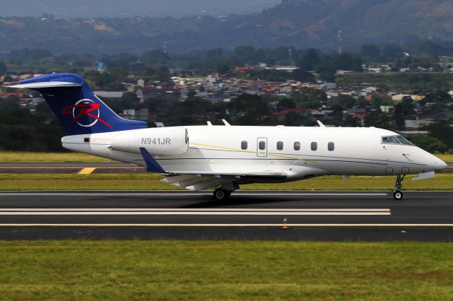 Bombardier Challenger 300 (N941JR) - Rectrix Aviations CL30 heading back to base at Sarasota, FL (KSRQ) after having arrived from Bedford, MA (KBED) earlier.