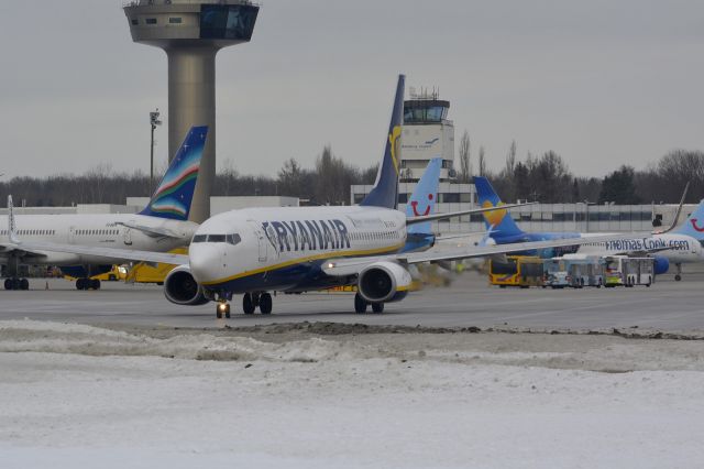 Boeing 737-800 (EI-DPJ)