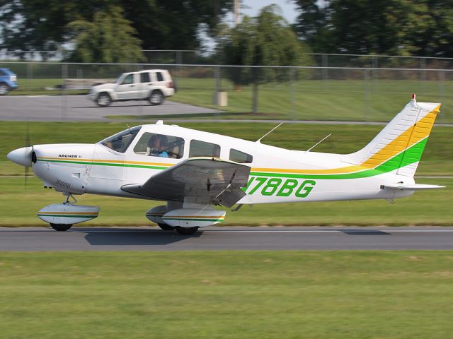 Piper Cherokee (N78BG)