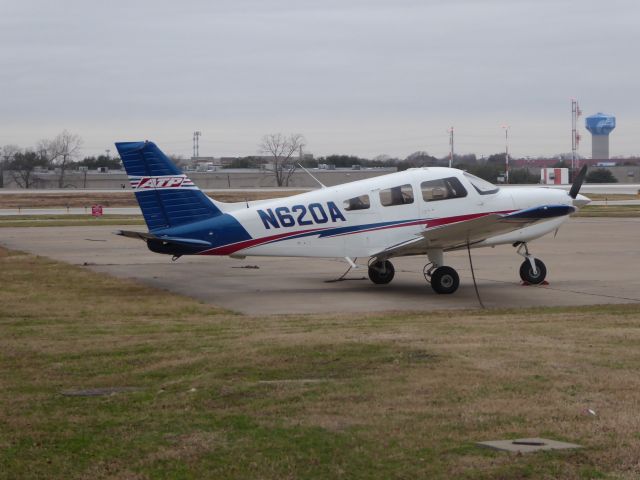 Piper Cherokee (N620A)