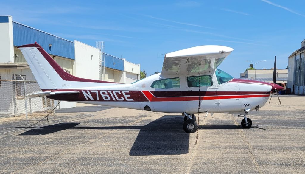 Cessna T210 Turbo Centurion (N761CE)