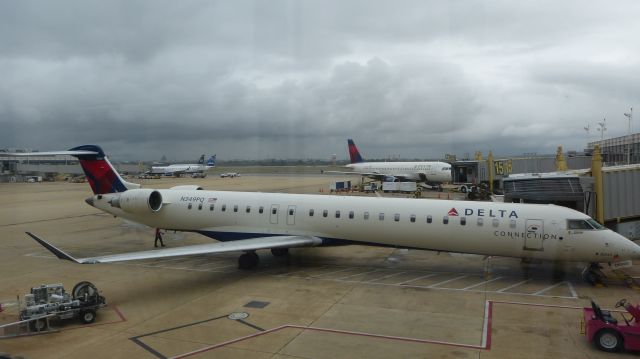 Canadair Regional Jet CRJ-900 (N349PQ)