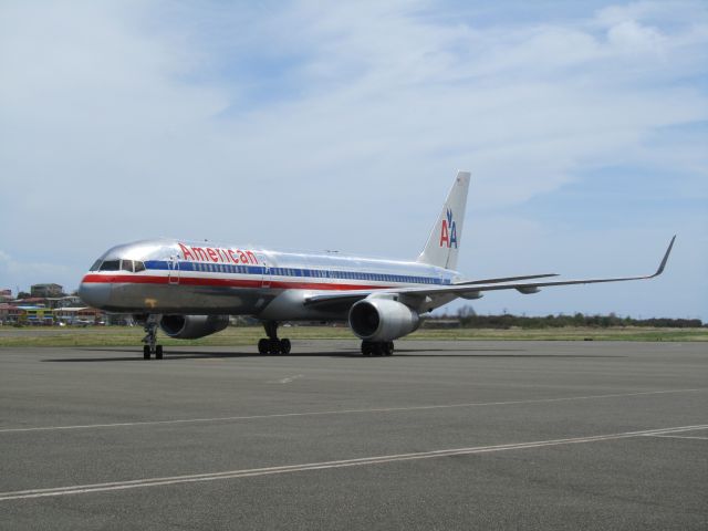 Boeing 757-200 (N640A)