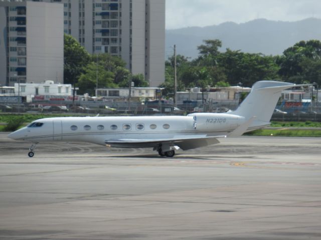 Gulfstream Aerospace Gulfstream G650 (N221DG)