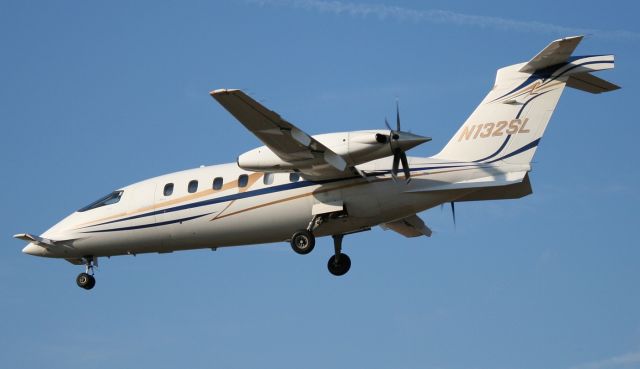 Piaggio P.180 Avanti (N132SL)