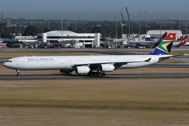 Airbus A340-600 (ZS-SNG)