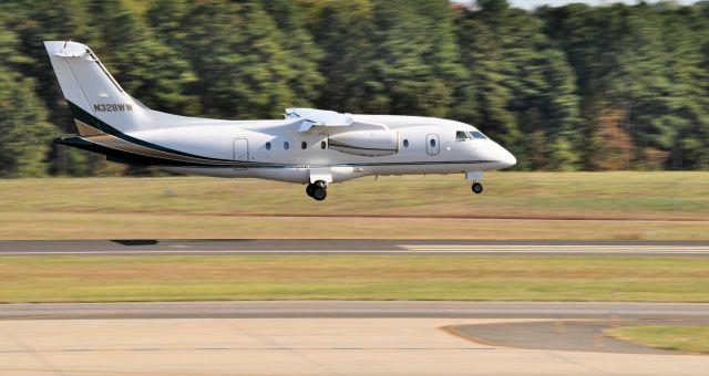 Fairchild Dornier 328JET (N328WW)