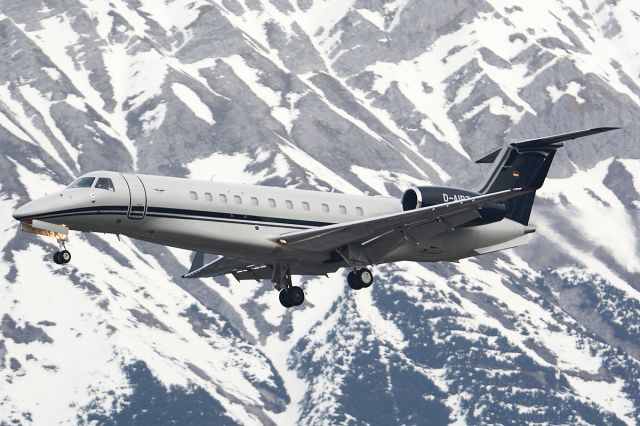 Embraer Legacy 600/650 (D-AIRZ)