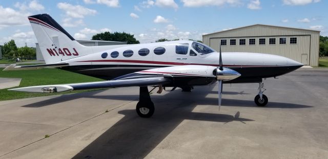 Cessna Chancellor (N140J)