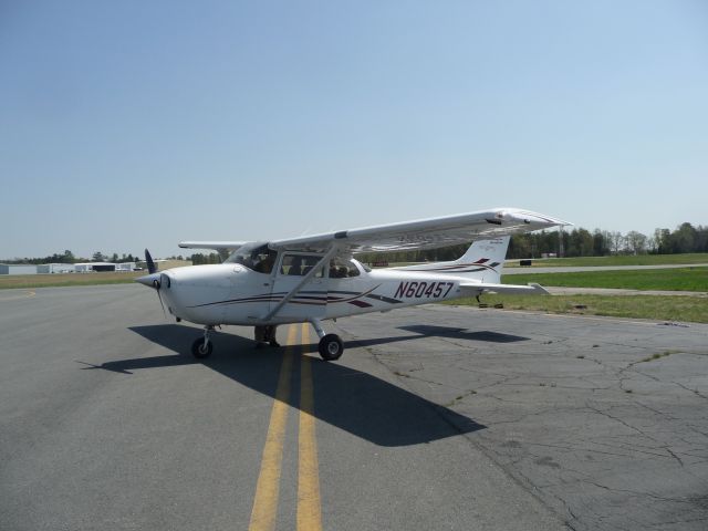 Cessna Skyhawk (N60457)