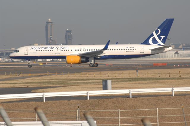 Boeing 757-200 (TF-FIA) - Departure at Narita Intl Airport 34L on 2008/12/30