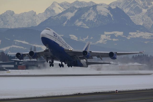 Boeing 747-400 (EI-XLC)