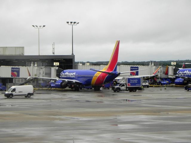 Boeing 737 MAX 8 (N8709Q) - First 737 Max Ive ever seen in person!  Loading for flight WN626 to Kansas City