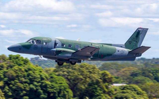 Embraer EMB-110 Bandeirante (FAB2332)