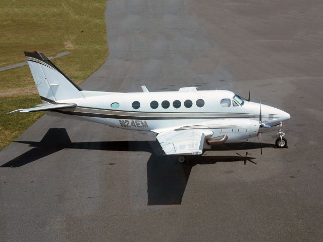 Beechcraft King Air 100 (N24EM) - A King Air 100 with -10 engines.